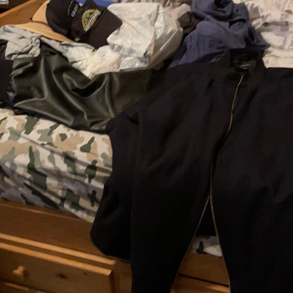 black and navy blue jacket w/leather sleeves